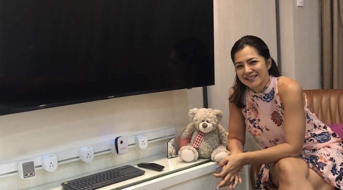 Alice Dixson Mainline